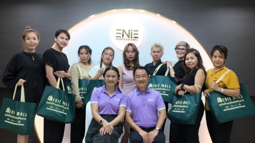 ภาพจบงาน คอร์สเรียนสีแฟชั่น วันที่ 2 🤩🎊