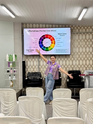 เริ่มต้น Day1 คลาสทำสีผม